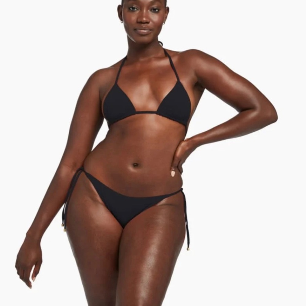 #vitaminA #bikini #matchingbikini #stringbikini #swimwear